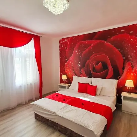 Napsugár Apartman